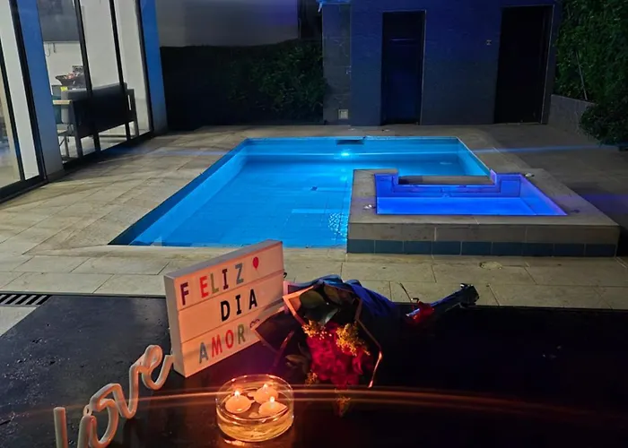 Fm Luxury Villa De Arquitectura Mediterranea Piscina Privada Y Cine