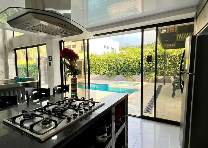 Fm Luxury Villa De Arquitectura Mediterranea Piscina Privada Y Cine